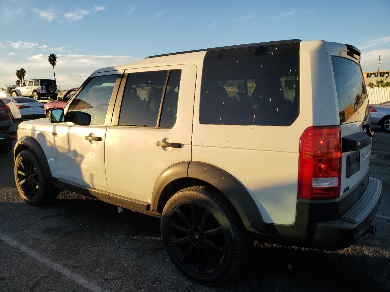 Image 2 of 2005 LAND ROVER LR3  2005 with VIN SALAA25495A303202