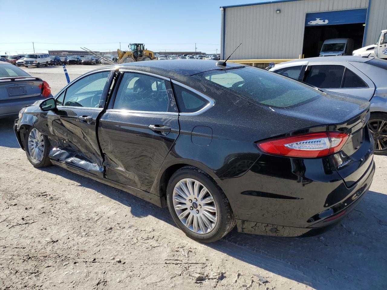 Изображение 2 2015 FORD FUSION SE HYBRID 2015 с VIN 3FA6P0LU7FR113057