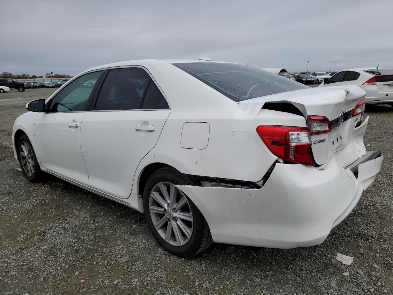 Image 2 of 2012 TOYOTA CAMRY SE 2012 with VIN 4T1BK1FK8CU505763