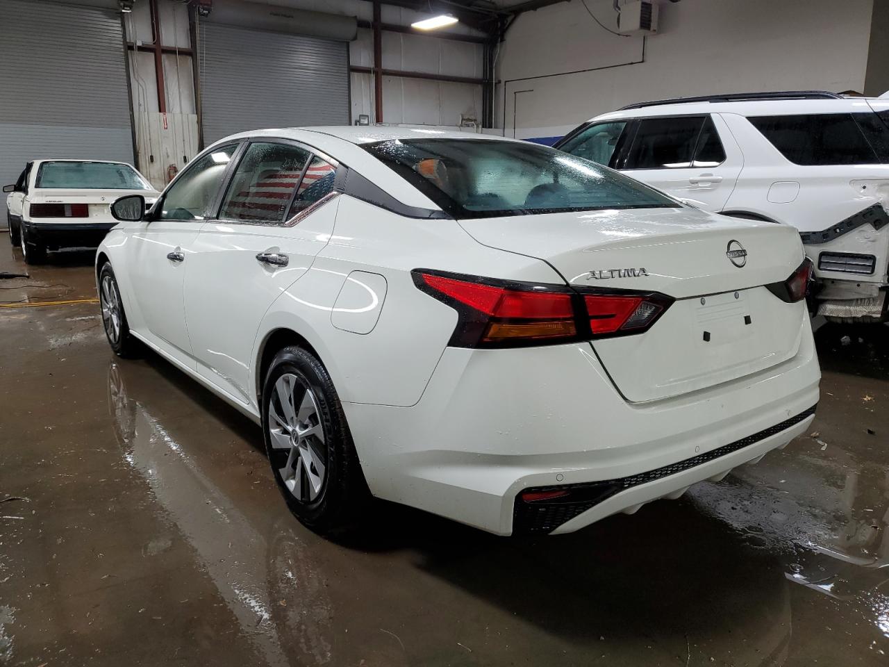 Изображение 2 2023 NISSAN ALTIMA S 2023 с VIN 1N4BL4BVXPN368236