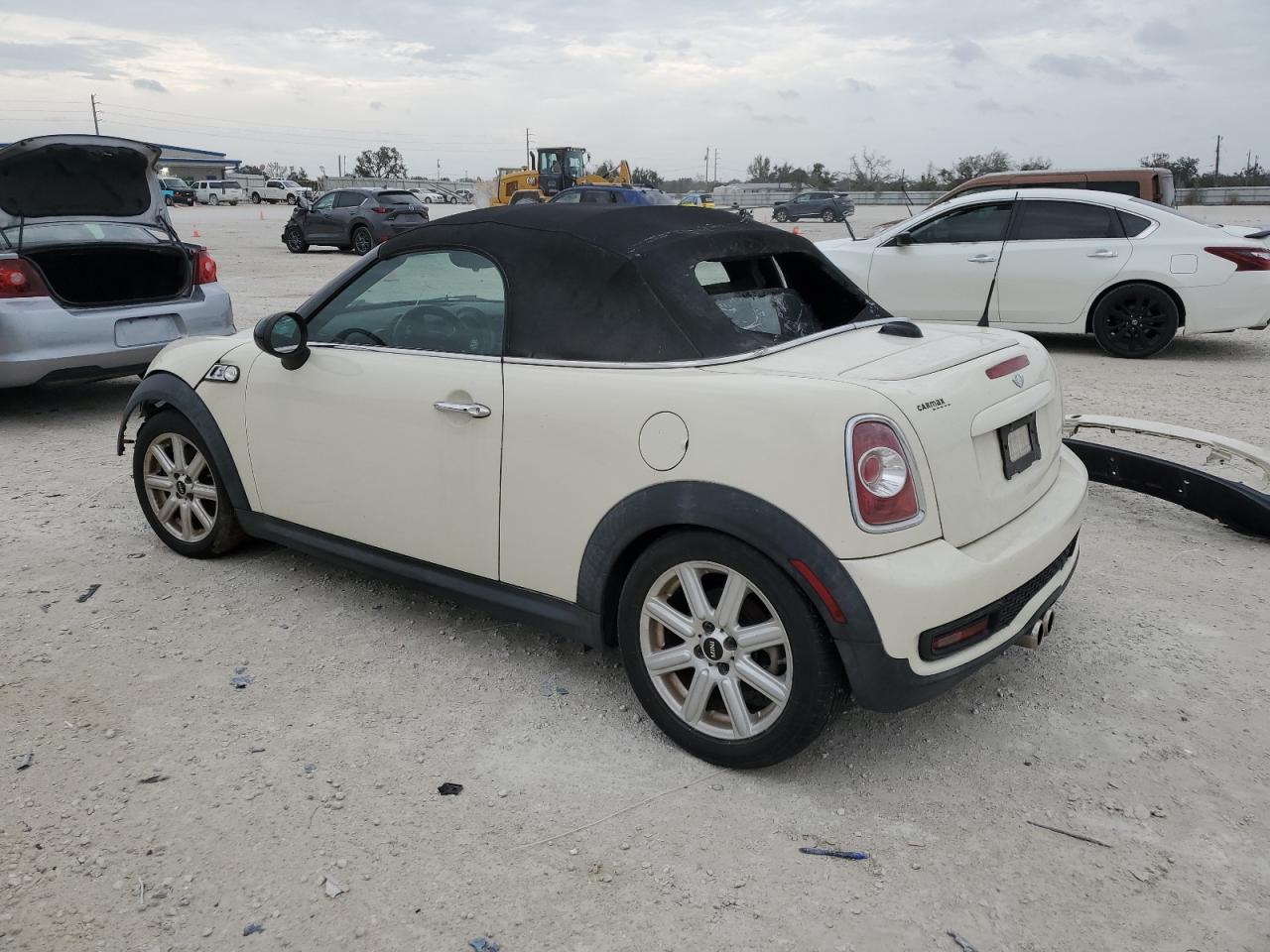 Image 2 of 2014 MINI COOPER ROADSTER S 2014 with VIN WMWSY3C57ET594843