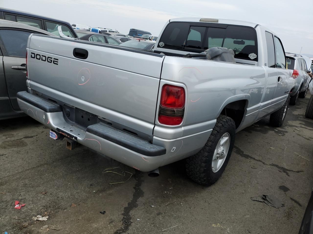 Изображение 3 2001 DODGE RAM 1500  2001 с VIN 1B7HC13YX1J527735