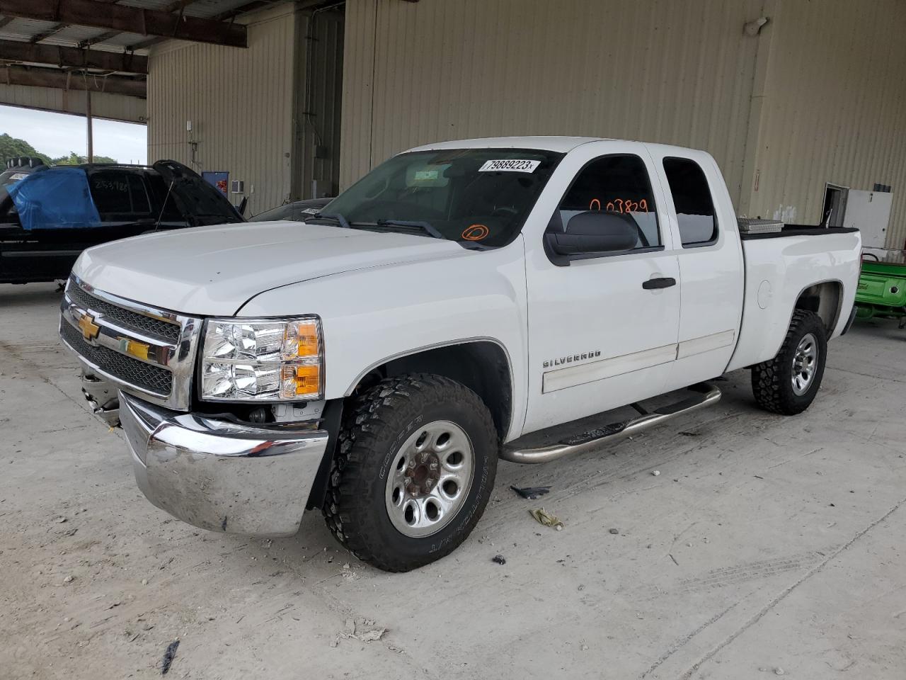 Image 1 of 2012 CHEVROLET SILVERADO C1500 LT 2012 with VIN 1GCRCSEA3CZ111217