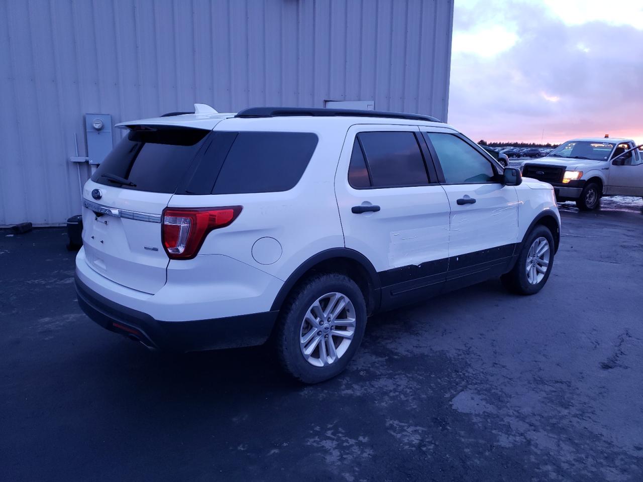 Изображение 3 2017 FORD EXPLORER  2017 с VIN 1FM5K8BH3HGA62427