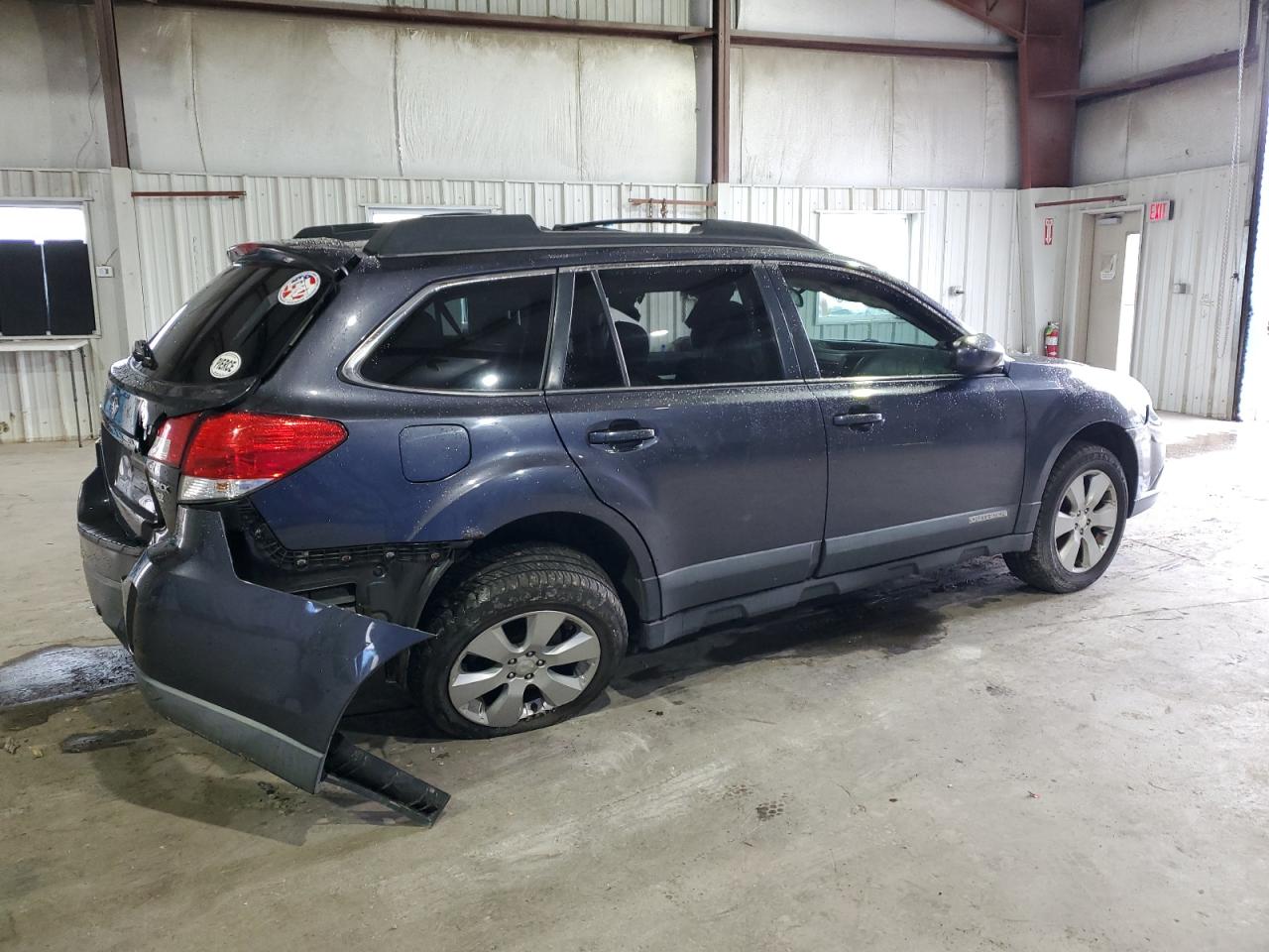 Изображение 3 2010 SUBARU OUTBACK 2.5I PREMIUM 2010 с VIN 4S4BRBGC9A3364374