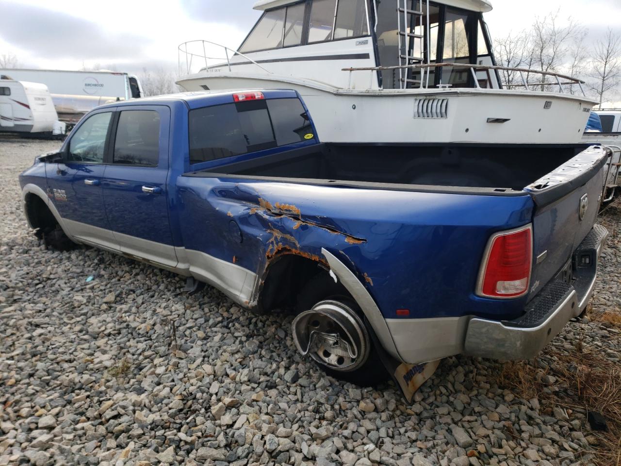 Image 3 of 2014 RAM 3500 LARAMIE 2014 with VIN 3C63RRJL5EG209387
