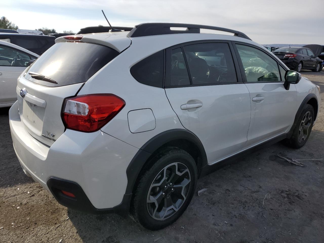 Изображение 3 2015 SUBARU XV CROSSTREK 2.0 LIMITED 2015 с VIN JF2GPAPC4F8209124