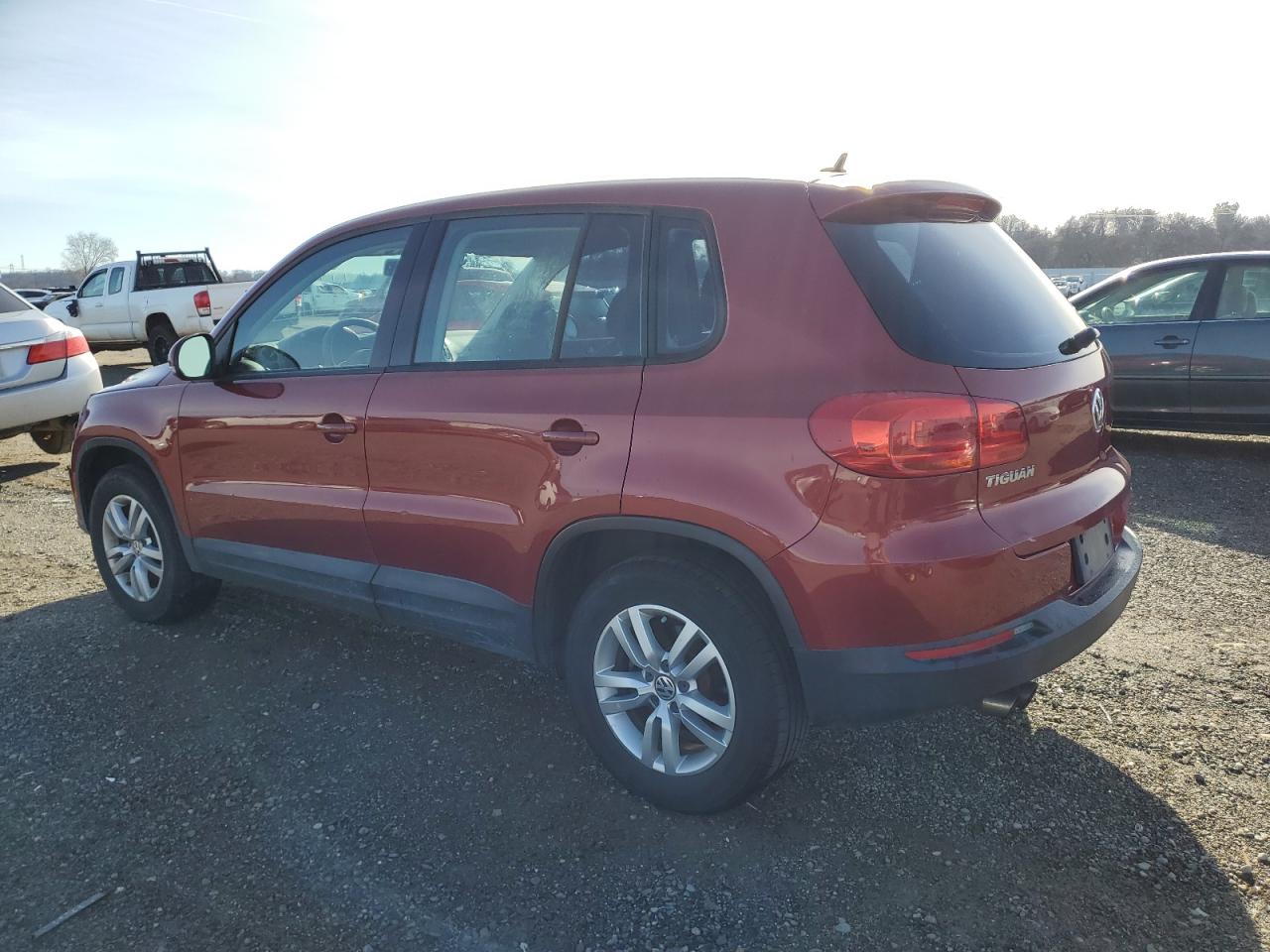 Image 2 of 2012 VOLKSWAGEN TIGUAN S 2012 with VIN WVGAV7AX6CW076636