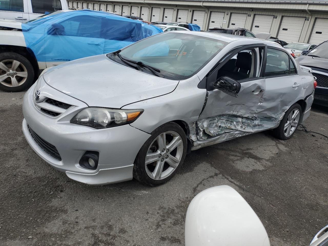 Image 1 of 2013 TOYOTA COROLLA BASE 2013 with VIN 2T1BU4EE2DC009738