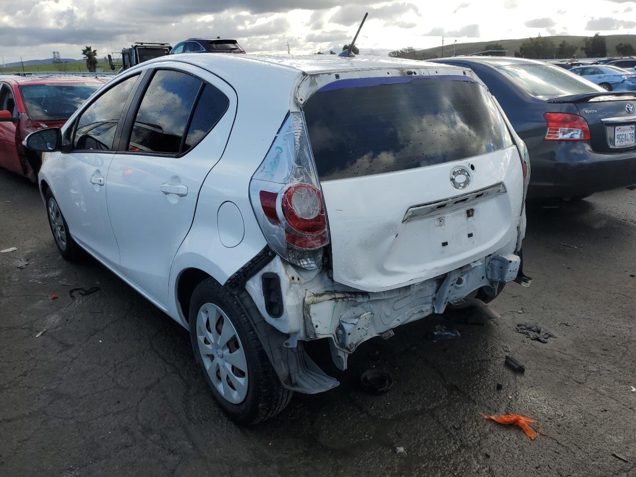 Obraz 2 z 2012 TOYOTA PRIUS C  2012 z VIN JTDKDTB33C1523937