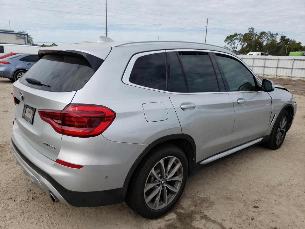Image 3 of 2019 BMW X3 SDRIVE30I 2019 with VIN 5UXTR7C5XKLF29140