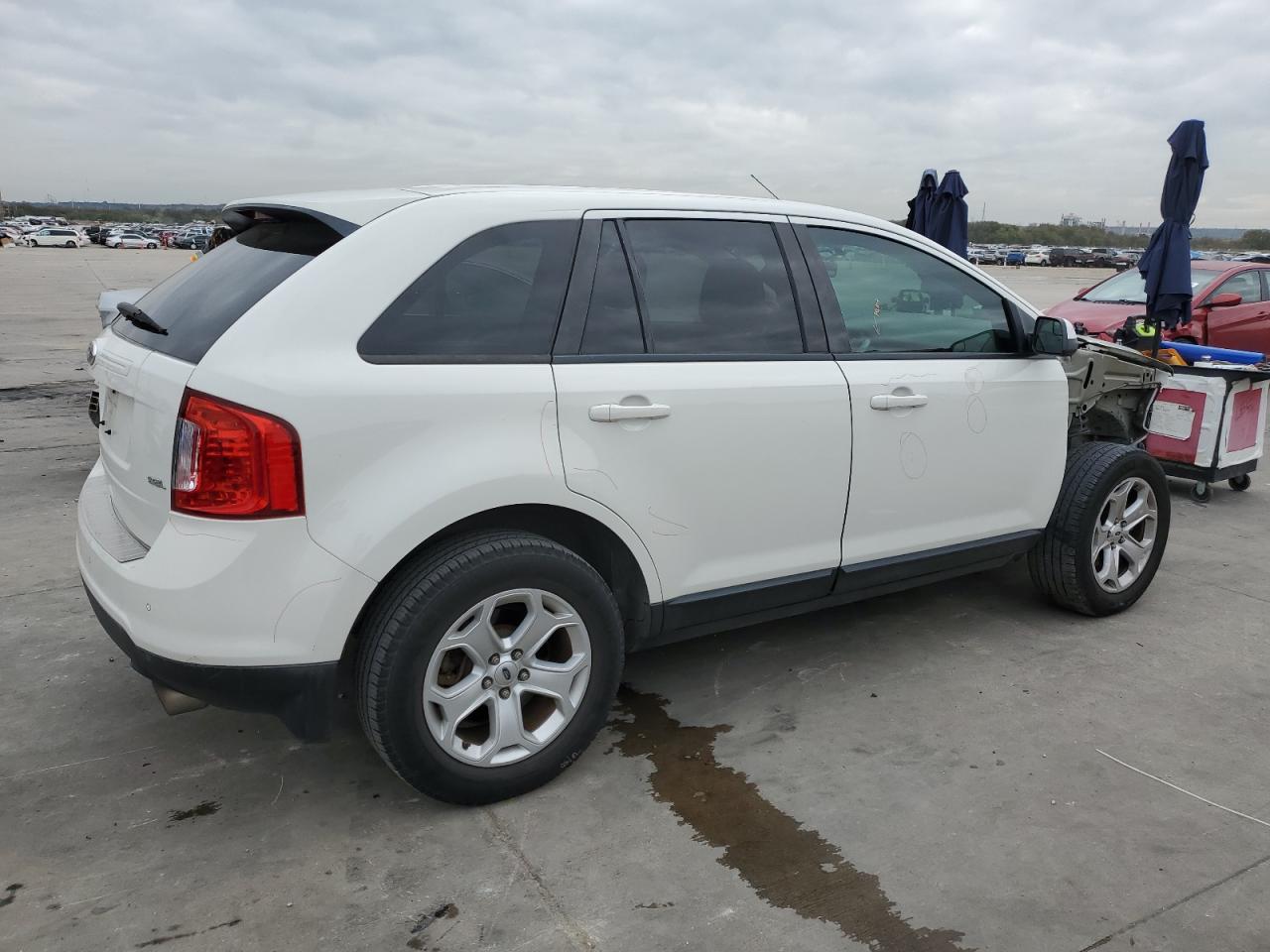 Image 3 of 2013 FORD EDGE SEL 2013 with VIN 2FMDK3JC1DBC74880