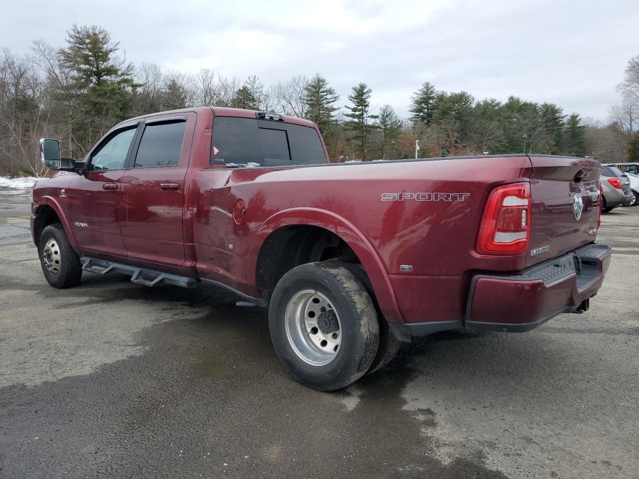 Image 2 of 2022 RAM 3500 LARAMIE 2022 with VIN 3C63RRJL2NG133840