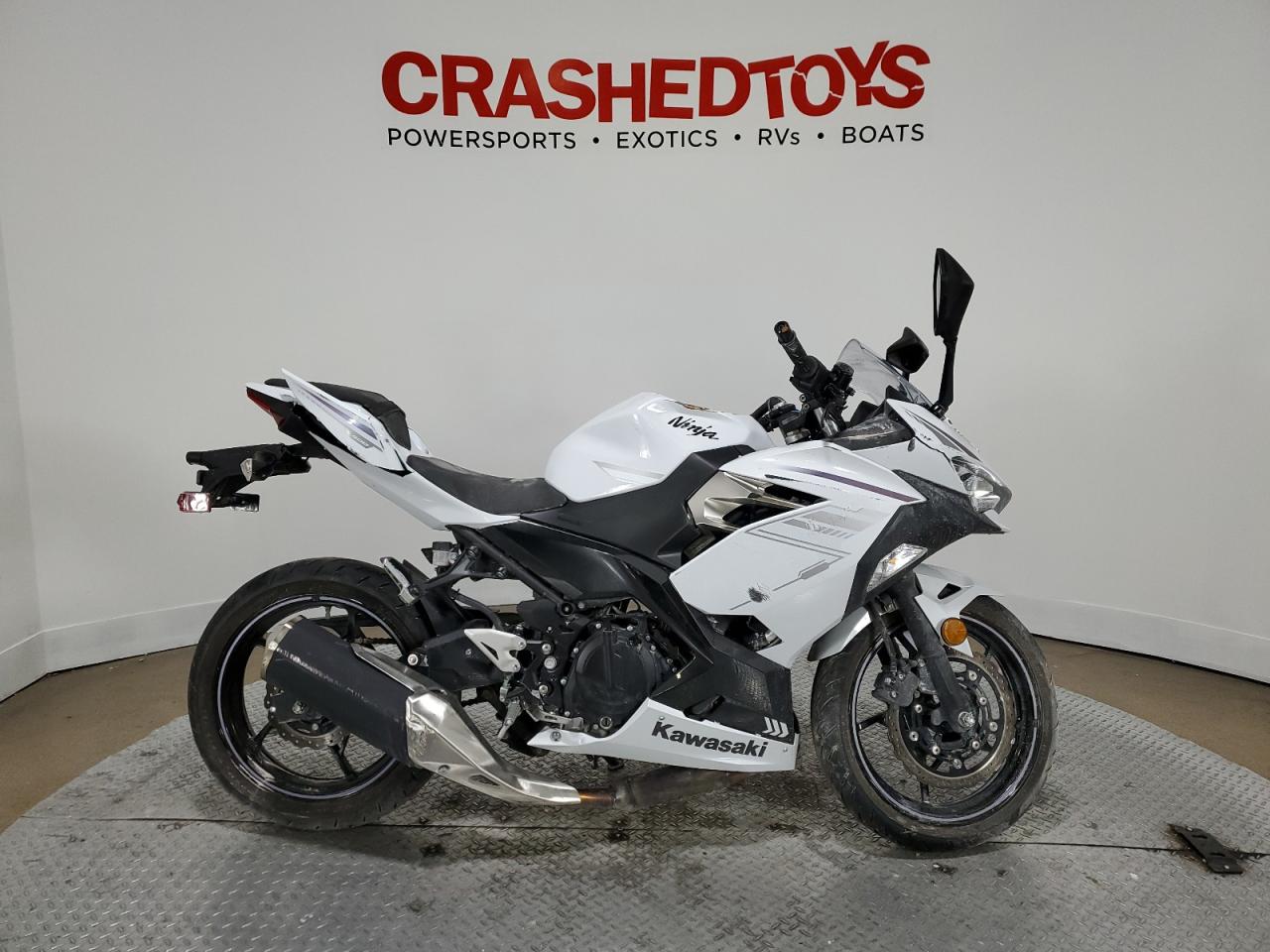 Изображение 1 Kawasaki Ex400 2023 с VIN JKAEXKH17PDAN9623