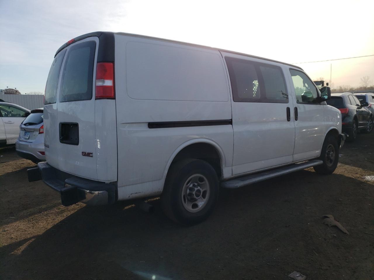 Изображение 3 2020 GMC SAVANA G2500 2020 с VIN 1GTW7AFG0L1181759