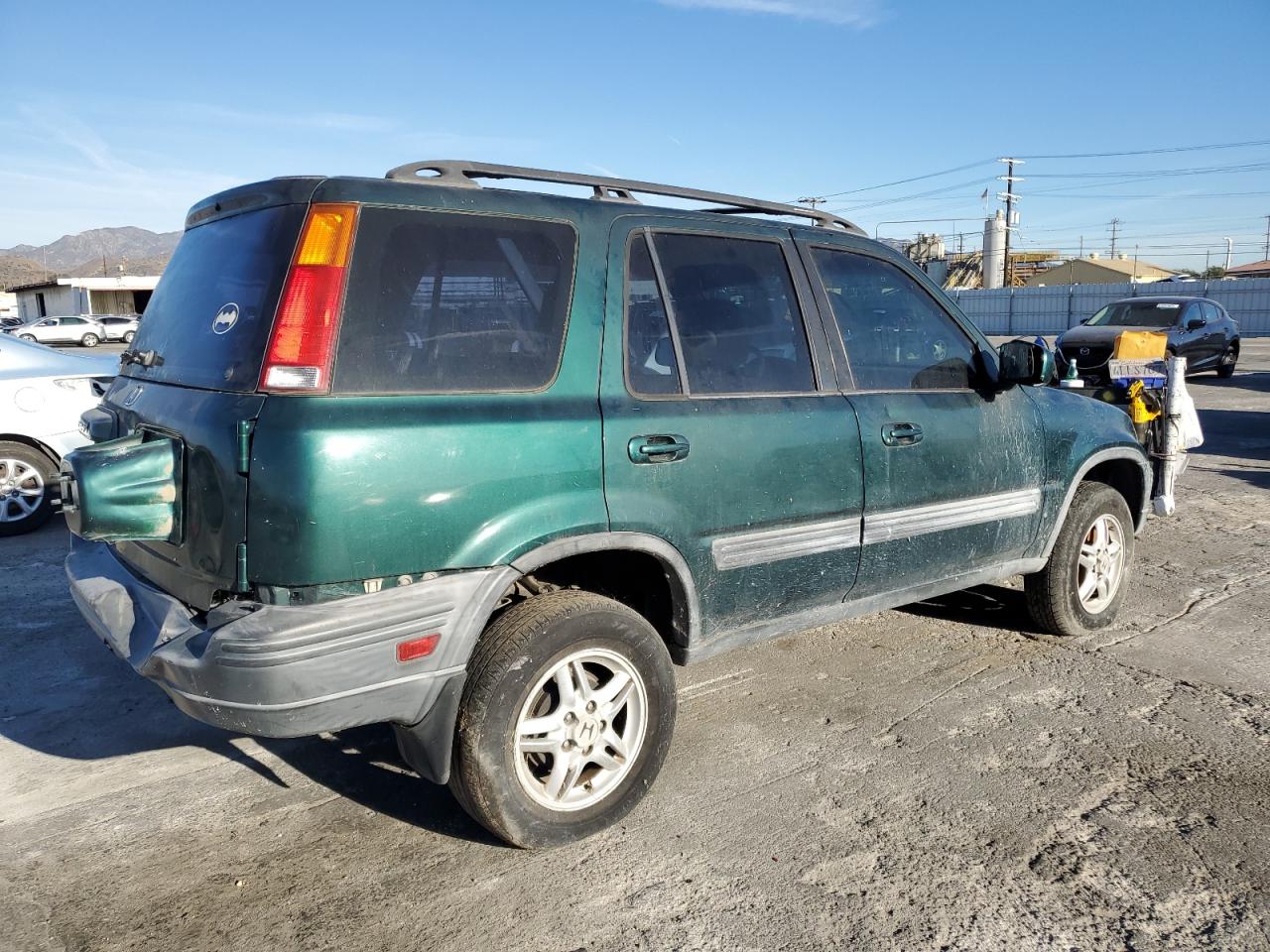 Image 3 of 2000 HONDA CR-V EX 2000 with VIN JHLRD1866YC041627