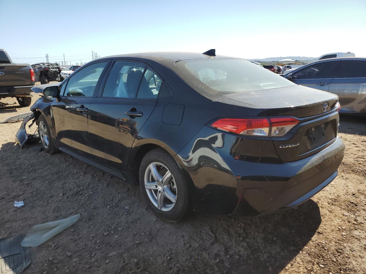 Obraz 2 z 2020 TOYOTA COROLLA LE 2020 z VIN 5YFEPRAE7LP095084