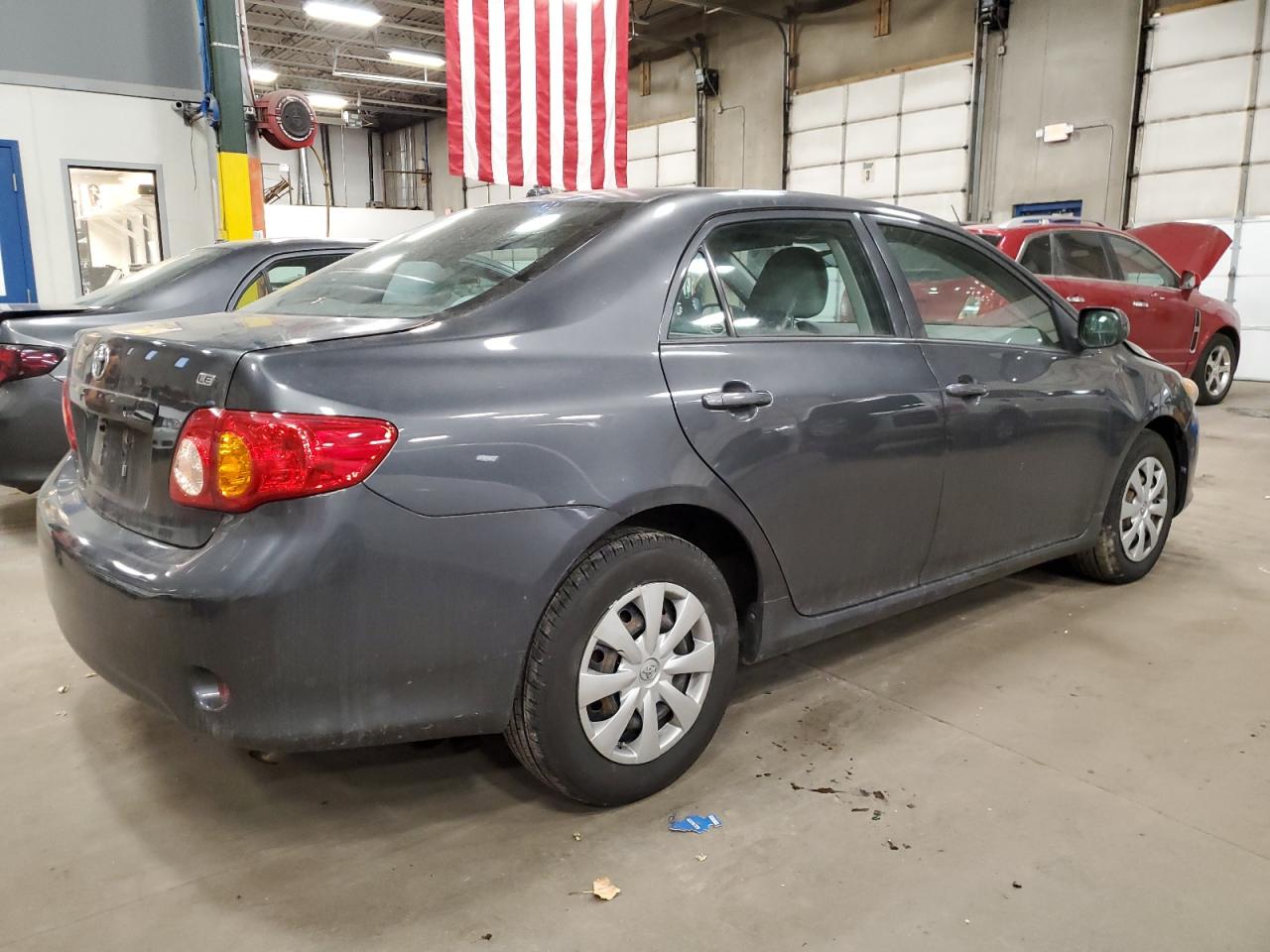 Изображение 3 2010 TOYOTA COROLLA BASE 2010 с VIN 1NXBU4EE8AZ363533