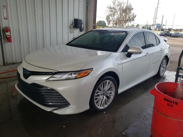Image 1 of 2020 TOYOTA CAMRY XLE 2020 with VIN 4T1F31AK9LU016472