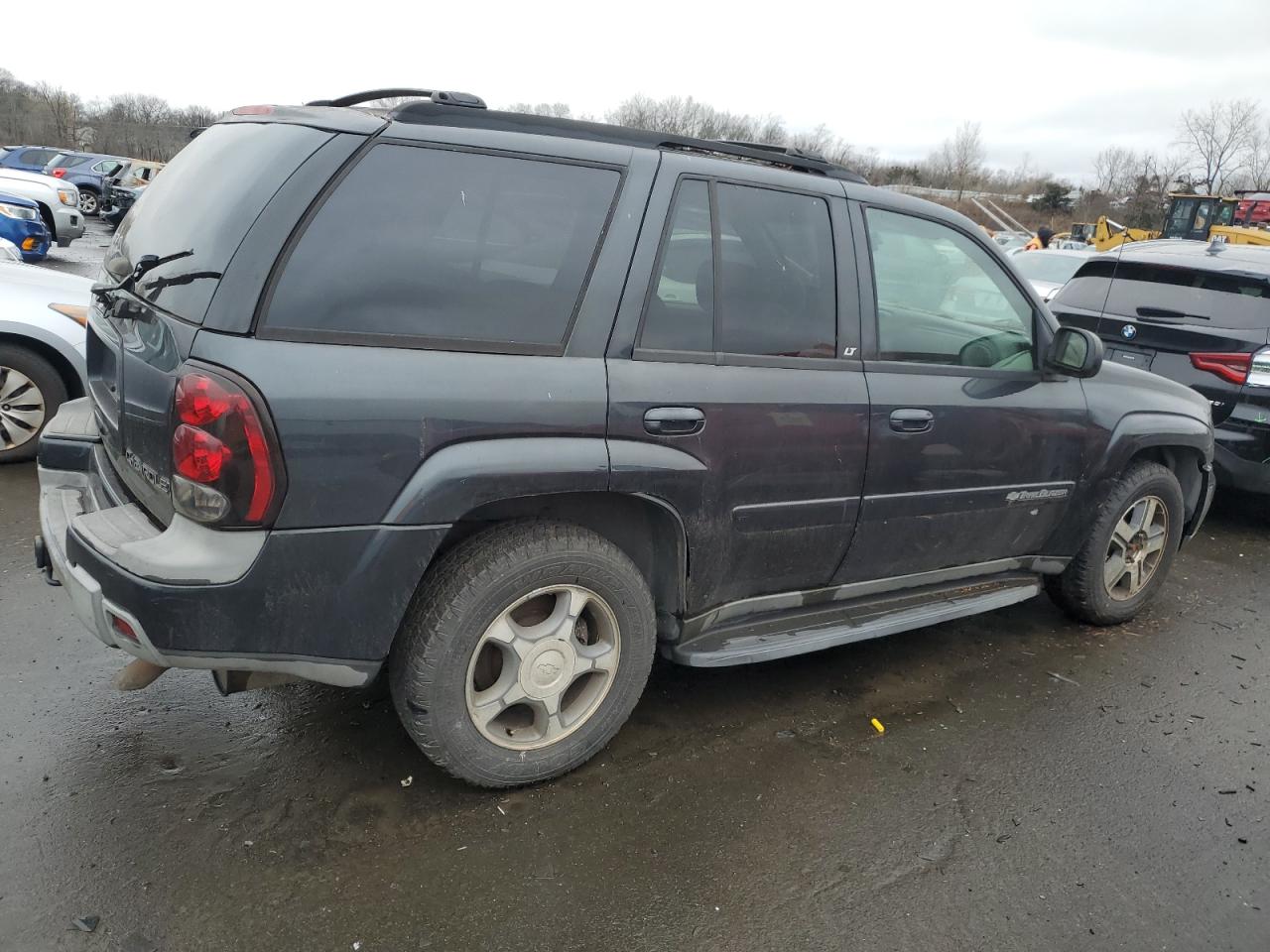 Image 3 of 2004 CHEVROLET TRAILBLAZER LS 2004 with VIN 1GNDT13S242124123