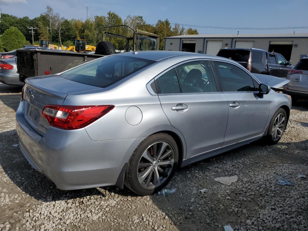 Изображение 3 2015 SUBARU LEGACY 2.5I LIMITED 2015 с VIN 4S3BNAL68F3008807