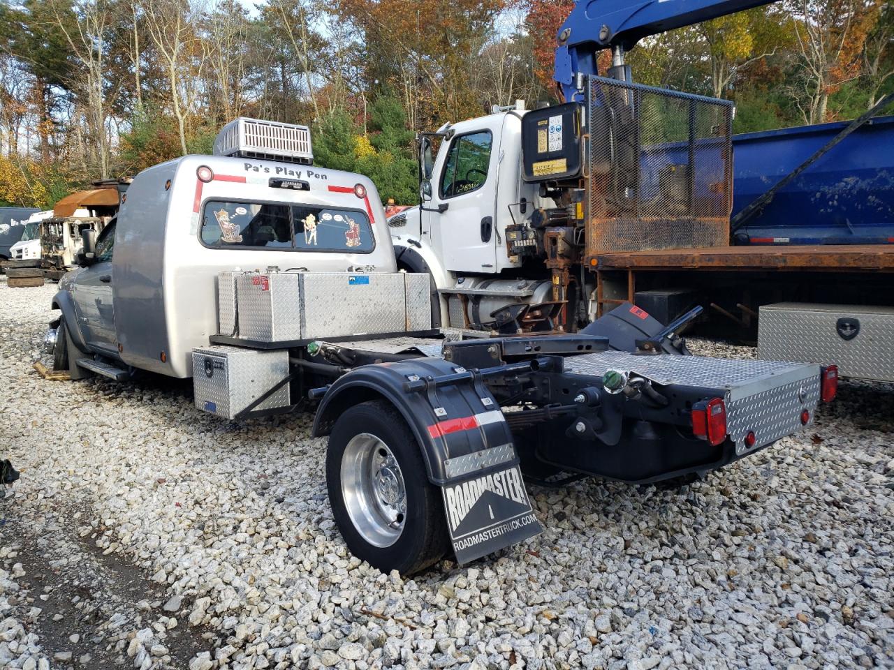 Image 2 of 2022 RAM 5500  2022 with VIN 3C7WRNDLXNG245749