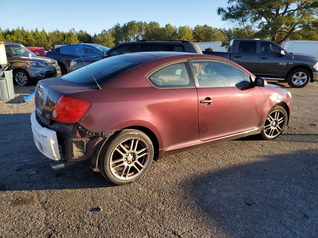 Obraz 3 z 2006 TOYOTA SCION TC  2006 z VIN JTKDE177860123140