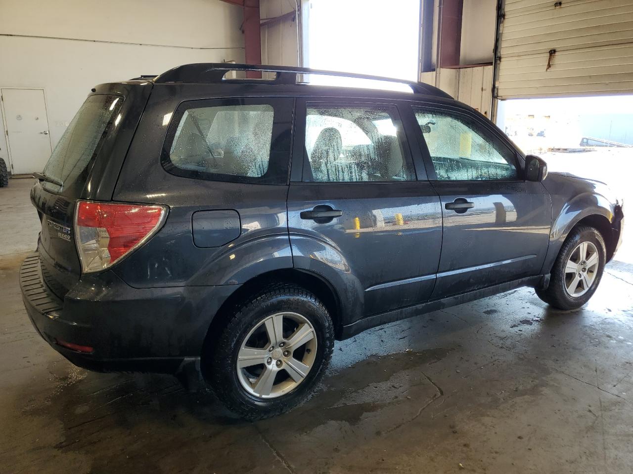 Obraz 3 z 2011 SUBARU FORESTER 2.5X 2011 z VIN JF2SHABC9BH729182