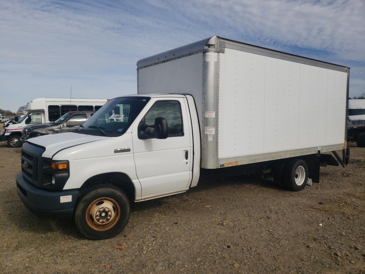 Изображение 1 2017 FORD ECONOLINE E350 SUPER DUTY CUTAWAY VAN 2017 с VIN 1FDWE3FS7HDC06860