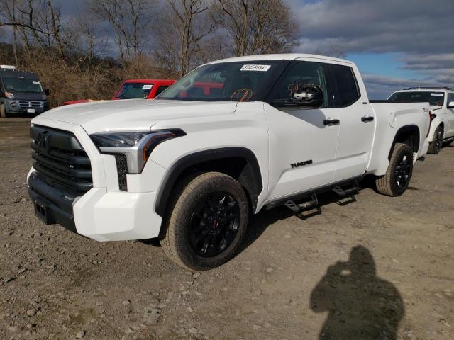 Obraz 1 z 2023 TOYOTA TUNDRA DOUBLE CAB SR 2023 z VIN 5TFLA5DA8PX085777