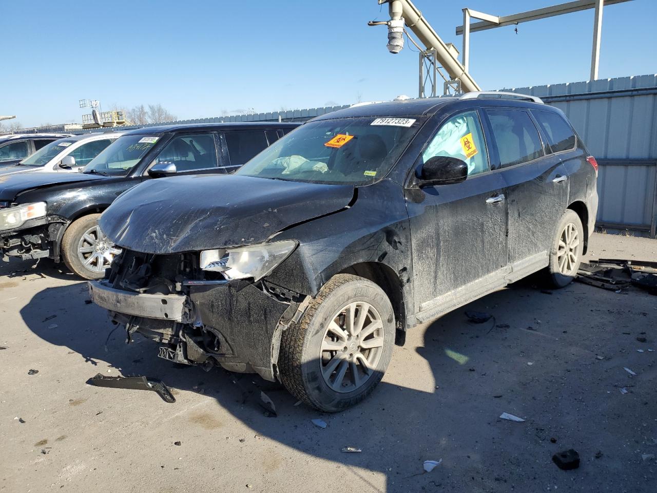 Image 1 of 2014 NISSAN PATHFINDER S 2014 with VIN 5N1AR2MMXEC627390