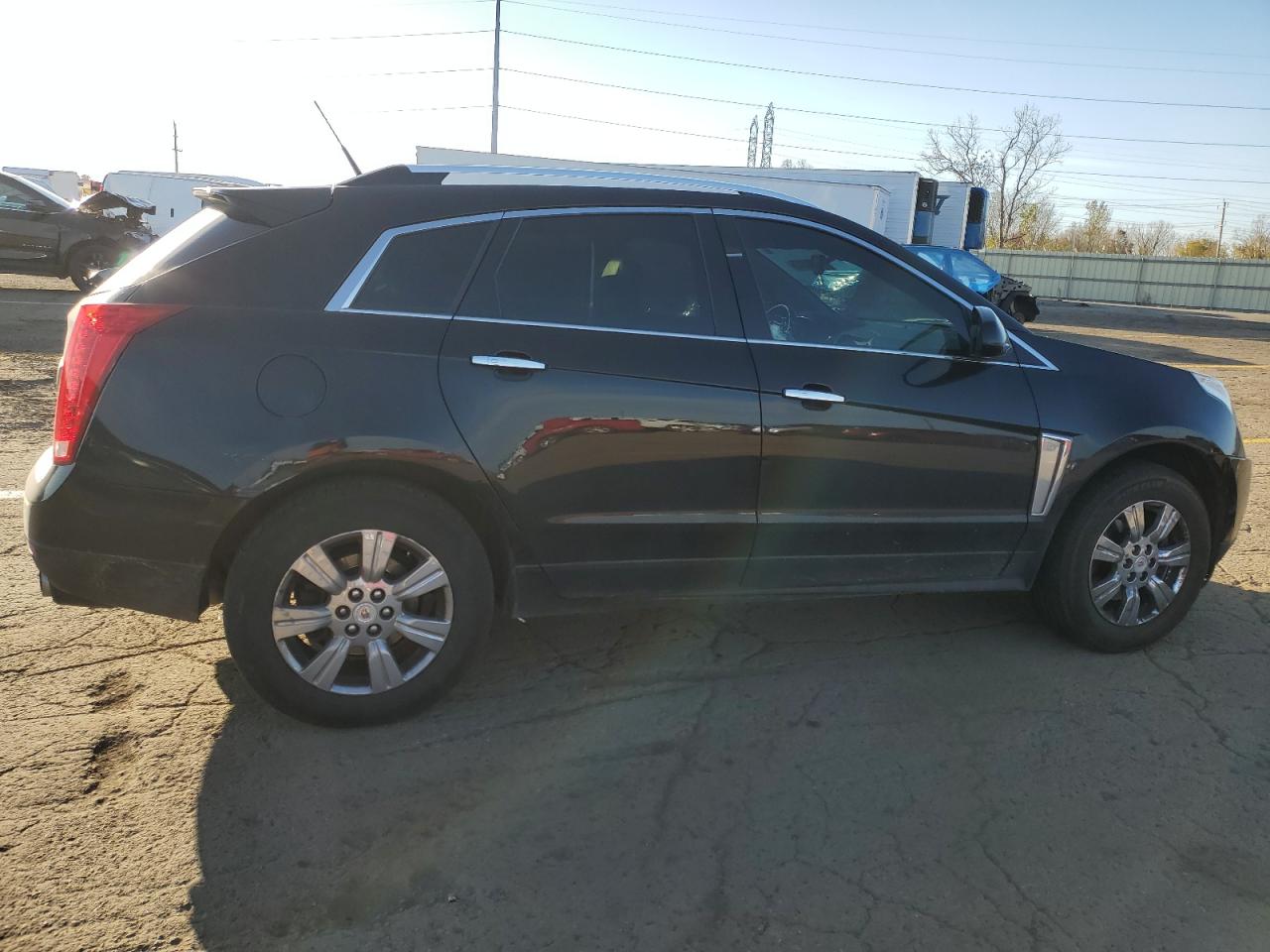 Image 3 of 2014 CADILLAC SRX LUXURY COLLECTION 2014 with VIN 3GYFNEE36ES526817