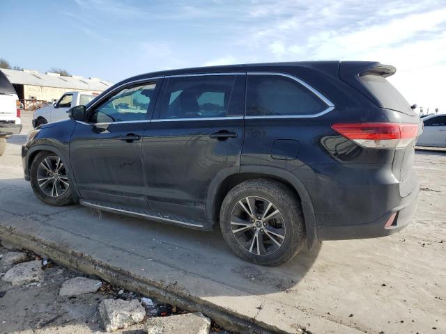 Изображение 2 2019 TOYOTA HIGHLANDER LE 2019 с VIN 5TDZARFH7KS051730