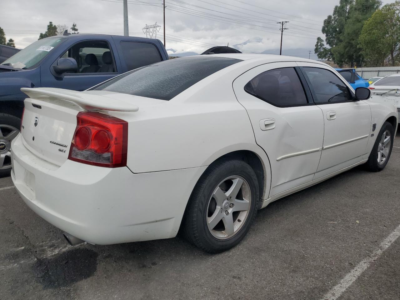 Image 3 of 2010 DODGE CHARGER SXT 2010 with VIN 2B3CA3CV2AH163721