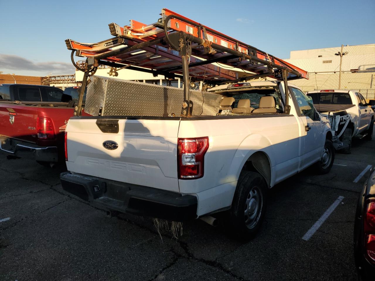 Изображение 3 2019 FORD F150  2019 с VIN 1FTMF1CB2KKD62888