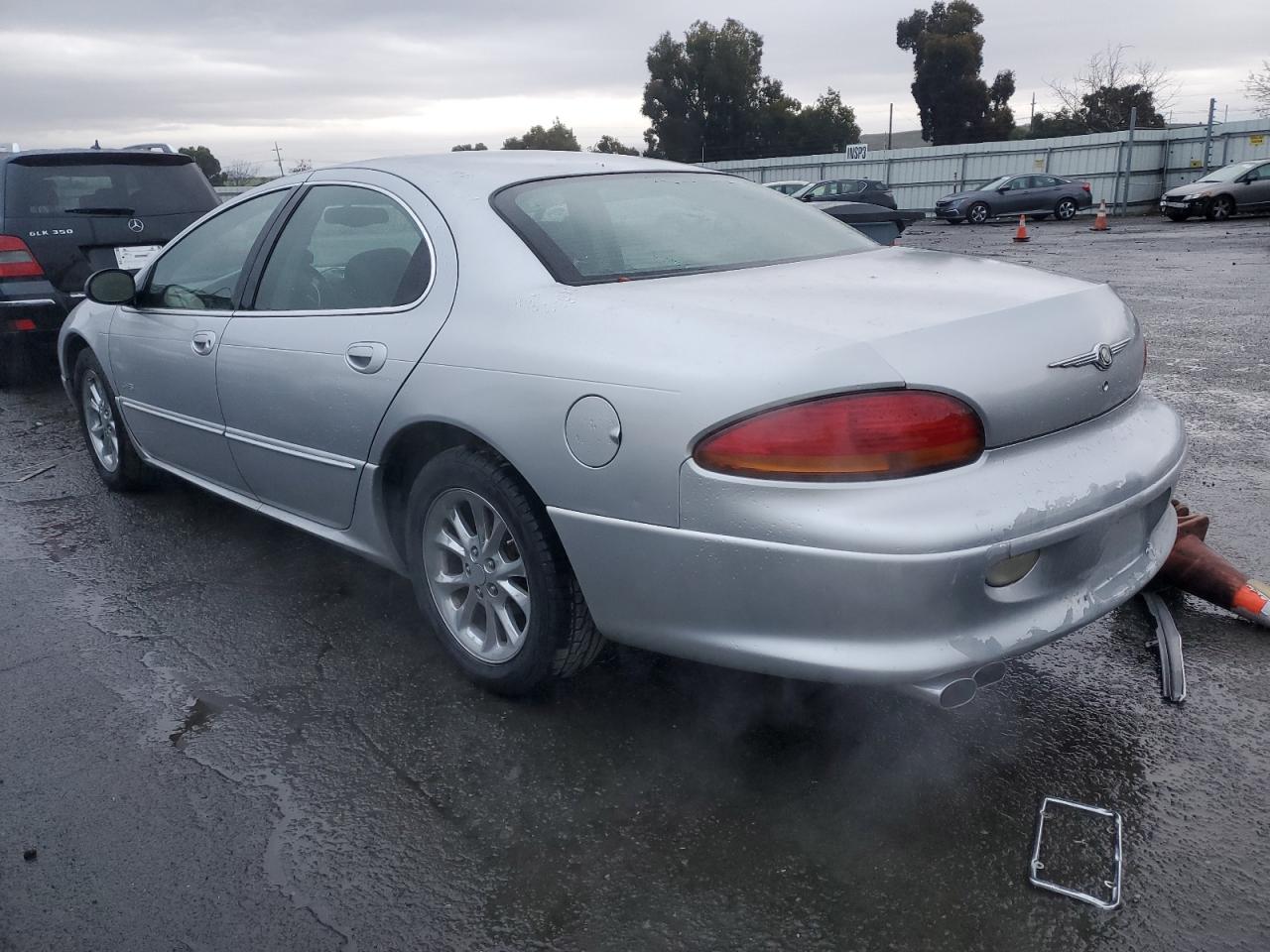 Image 2 of 2001 CHRYSLER LHS  2001 with VIN 2C3AC56G31H605225