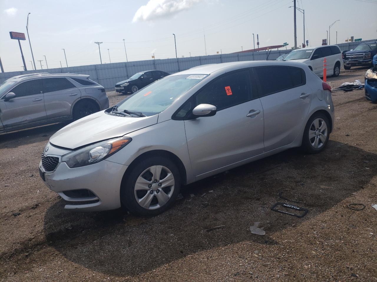Изображение 1 2016 KIA FORTE LX 2016 с VIN KNAFK5A81G5637222
