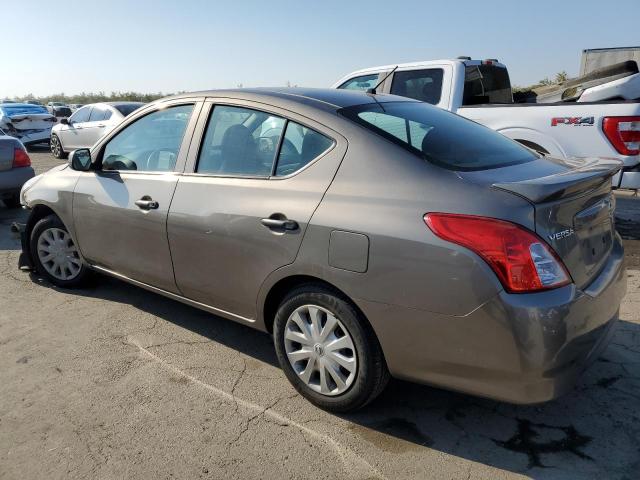 Obraz 2 z 2015 NISSAN VERSA S 2015 z VIN 3N1CN7AP1FL850687