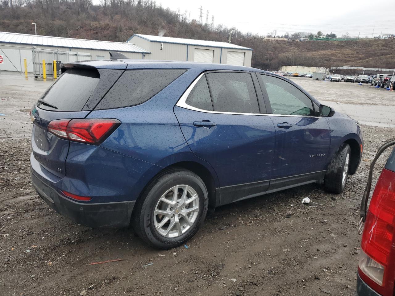 Obraz 3 z 2022 CHEVROLET EQUINOX LT 2022 z VIN 2GNAXJEV3N6108905