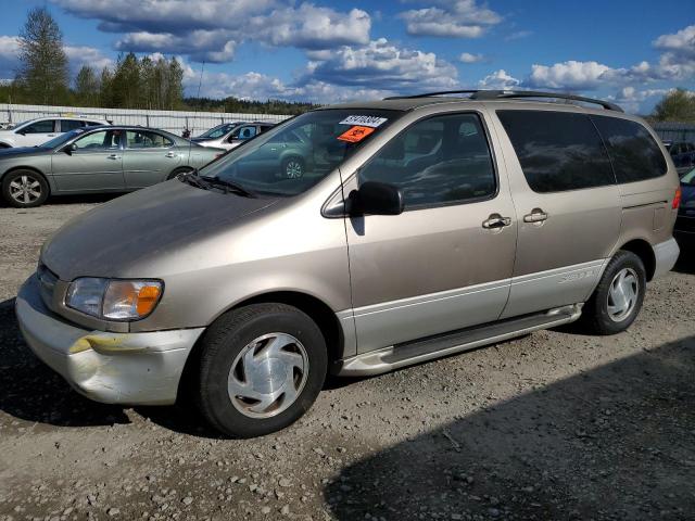 Image 1 of 2000 TOYOTA SIENNA LE 2000 with VIN 4T3ZF13C3YU317845