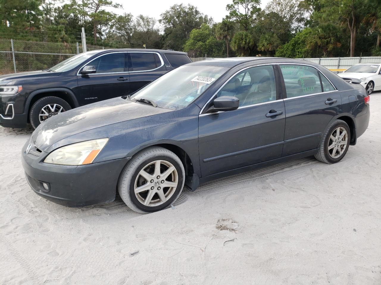 Image 1 of 2004 HONDA ACCORD EX 2004 with VIN 1HGCM66564A023260