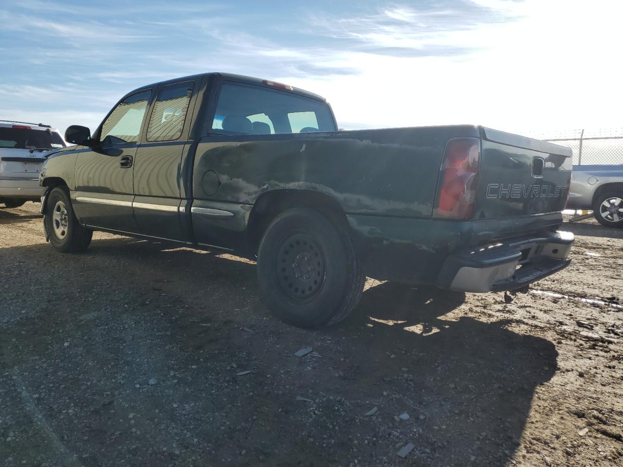 Изображение 2 2004 CHEVROLET SILVERADO C1500 2004 с VIN 1GCEC19X74Z148716
