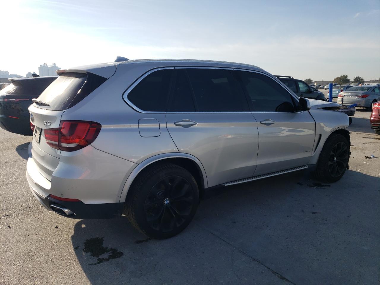 Изображение 3 2018 BMW X5 SDRIVE35I 2018 с VIN 5UXKR2C51J0X10042