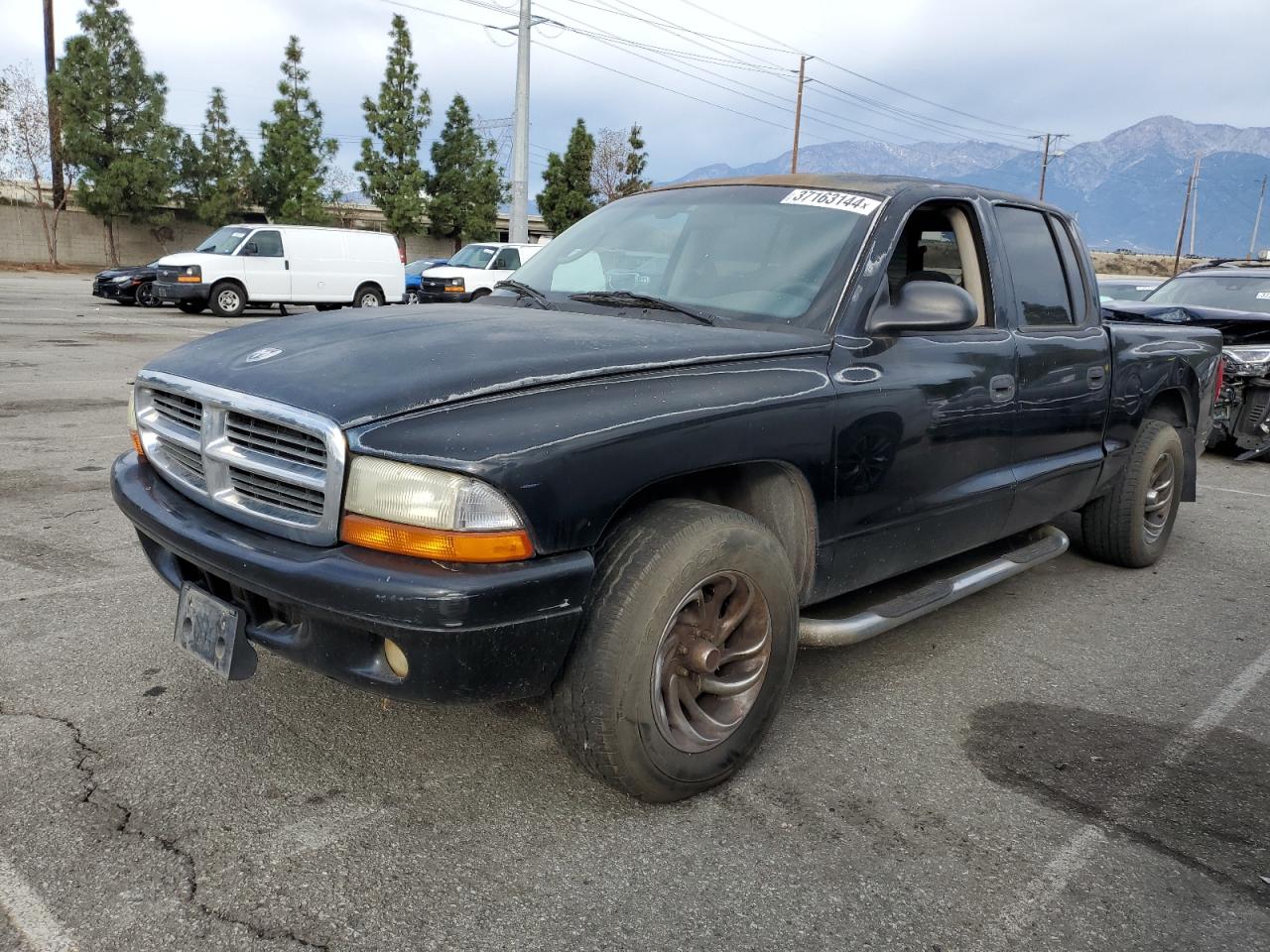 2001 DODGE DAKOTA QUAD 2001 image