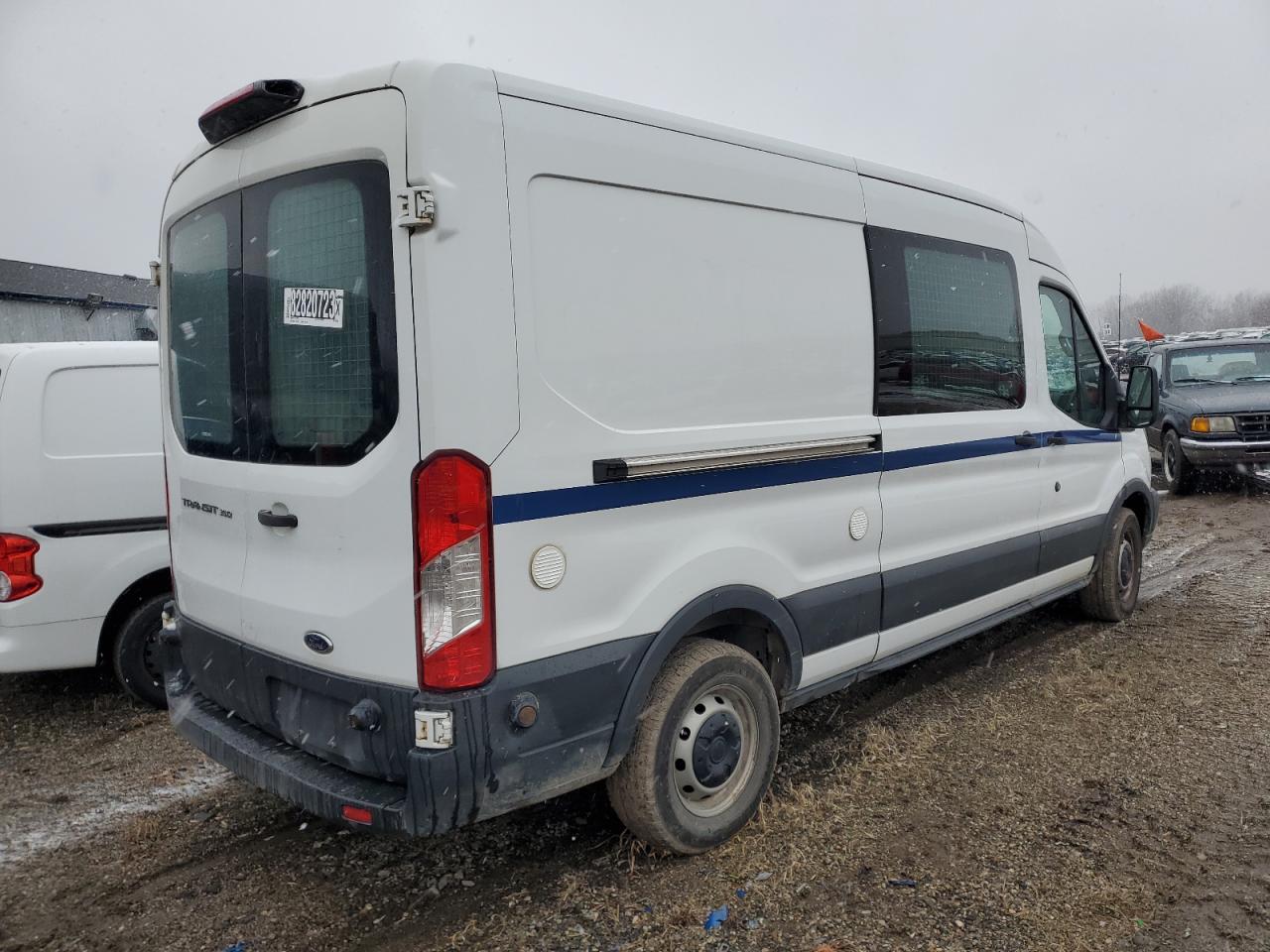 Image 3 of 2018 FORD TRANSIT T-350 2018 with VIN 1FTBW2CM1JKA26534
