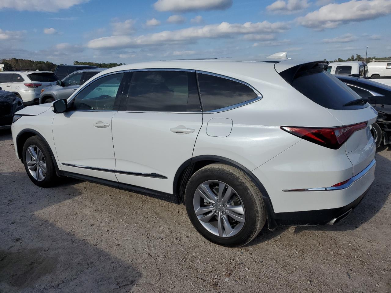 Obraz 2 z Acura Mdx 2023 z VIN 5J8YD9H3XPL000799
