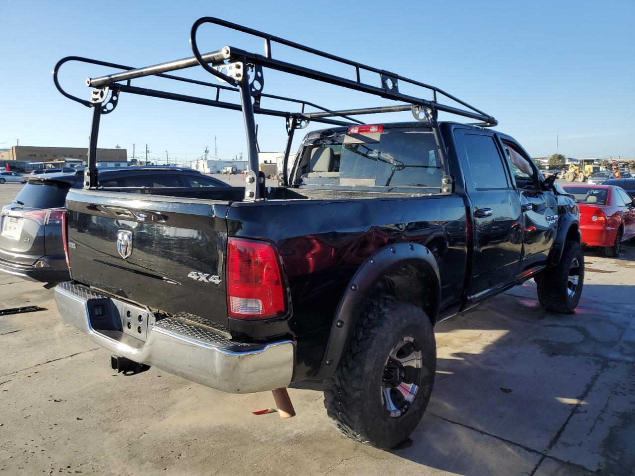 Image 3 of 2015 RAM 2500 SLT 2015 with VIN 3C6TR5DT4FG573841