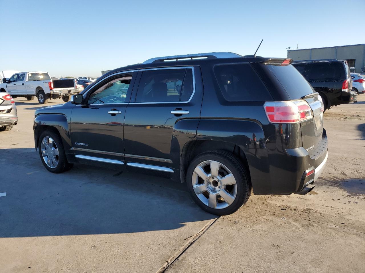 Obraz 2 z 2015 GMC TERRAIN DENALI 2015 z VIN 2GKFLUE34F6133635