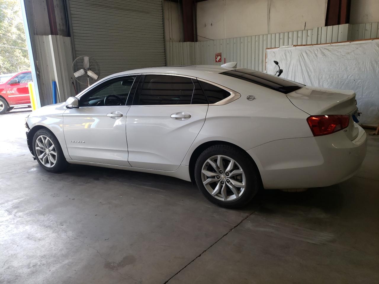 Изображение 2 2017 CHEVROLET IMPALA LT 2017 с VIN 2G1105S30H9190806