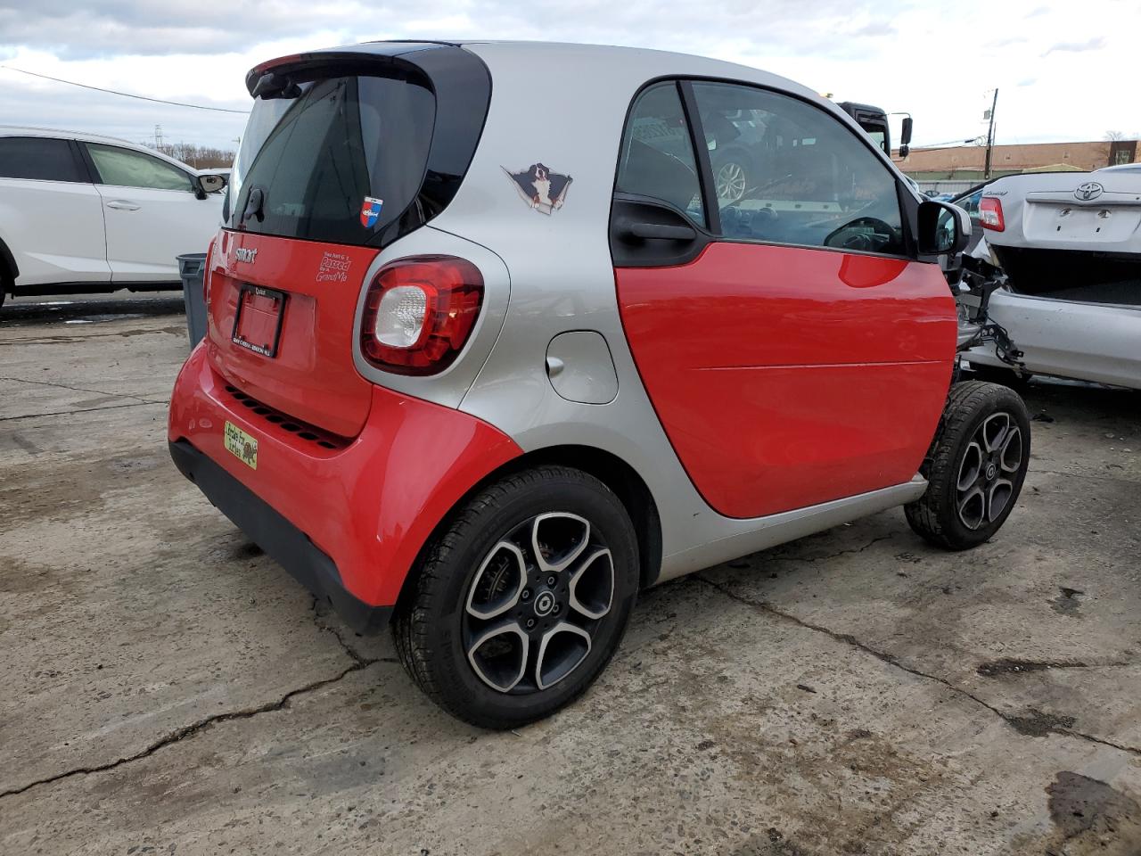 Изображение 3 2017 SMART FORTWO  2017 с VIN WMEFJ5DA6HK172901